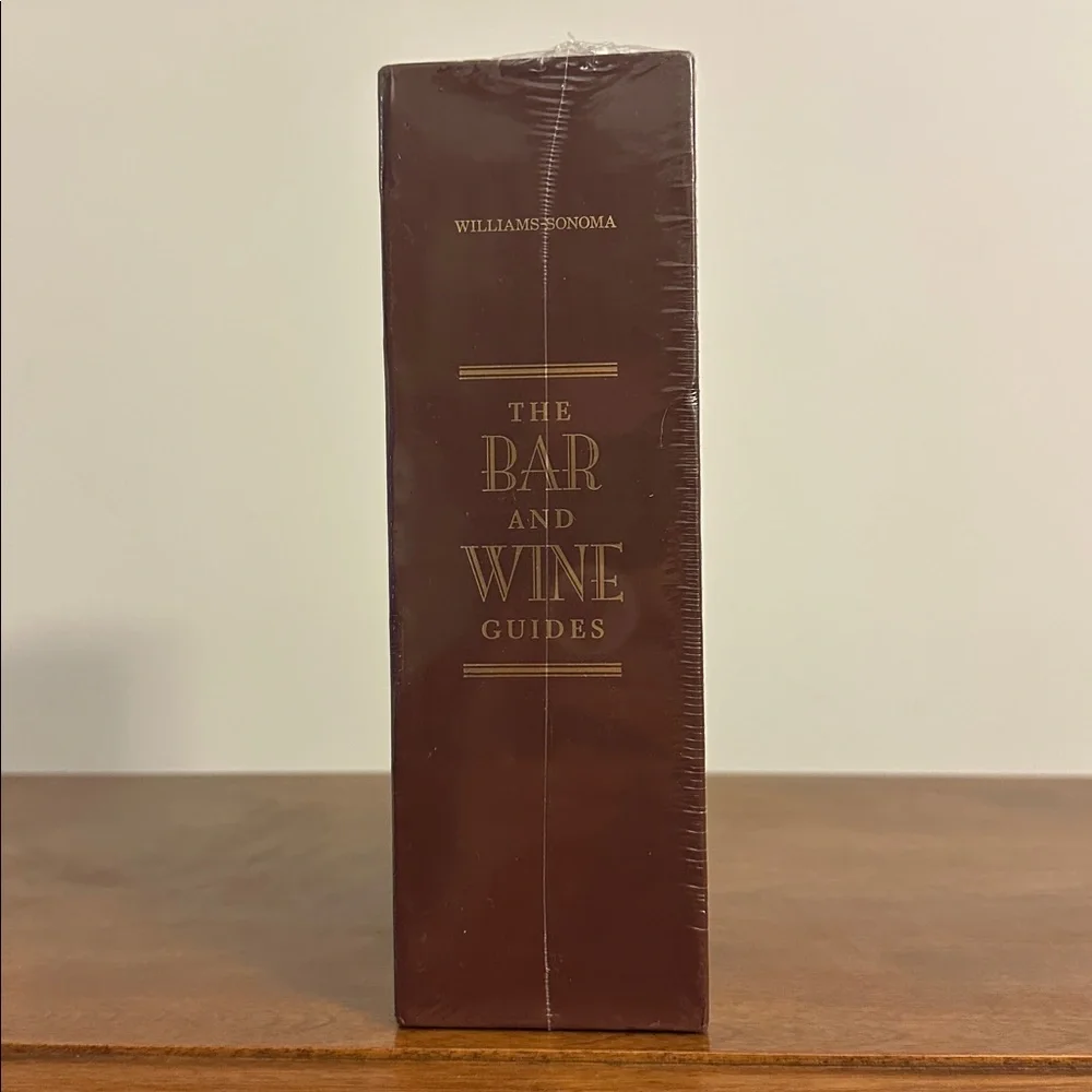 William Sonoma Bar & Wine Guide Books NWT